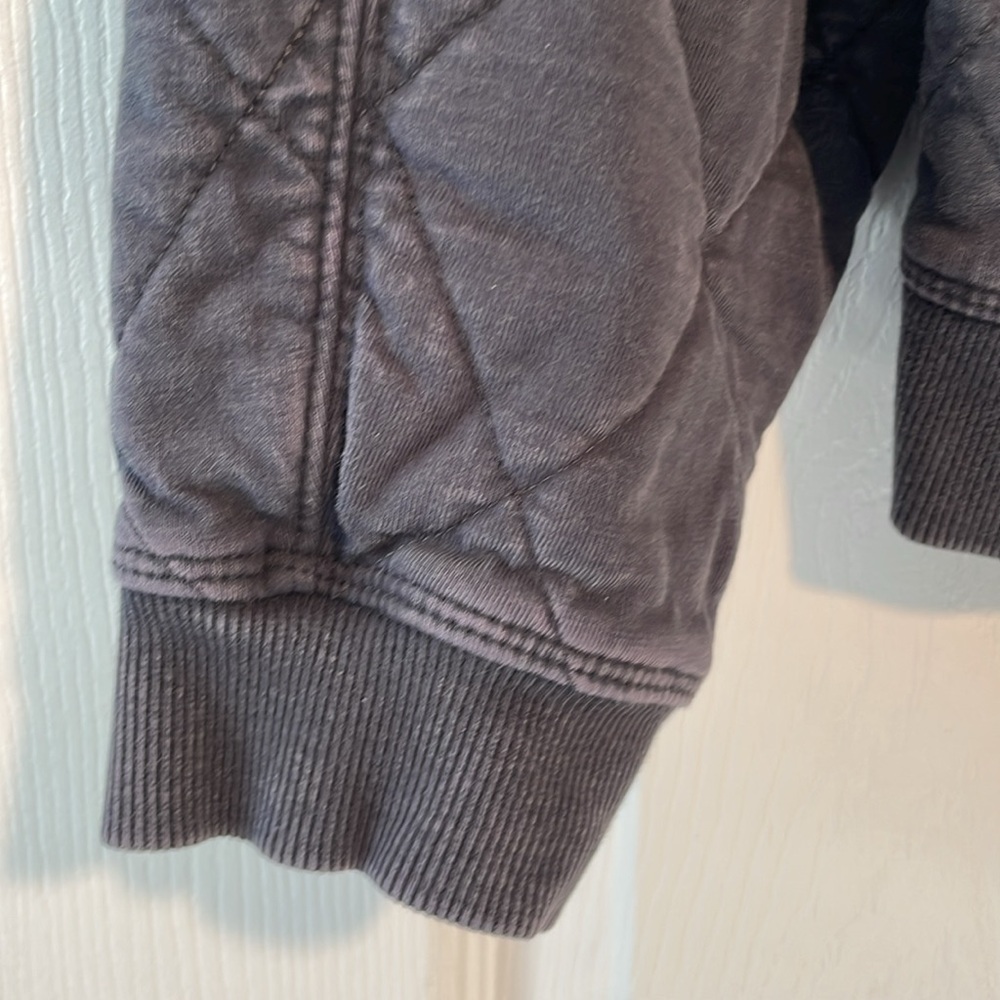 Universal Thread Quilted Half-Zip Pullover In Dar… - image 3